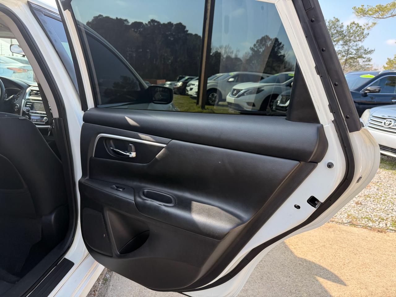 Nissan Altima 2.5 SV Sedan 2018