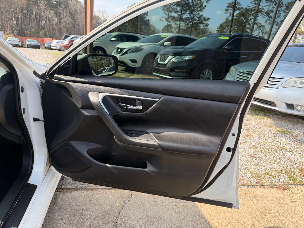 Nissan Altima 2.5 SV Sedan 2018