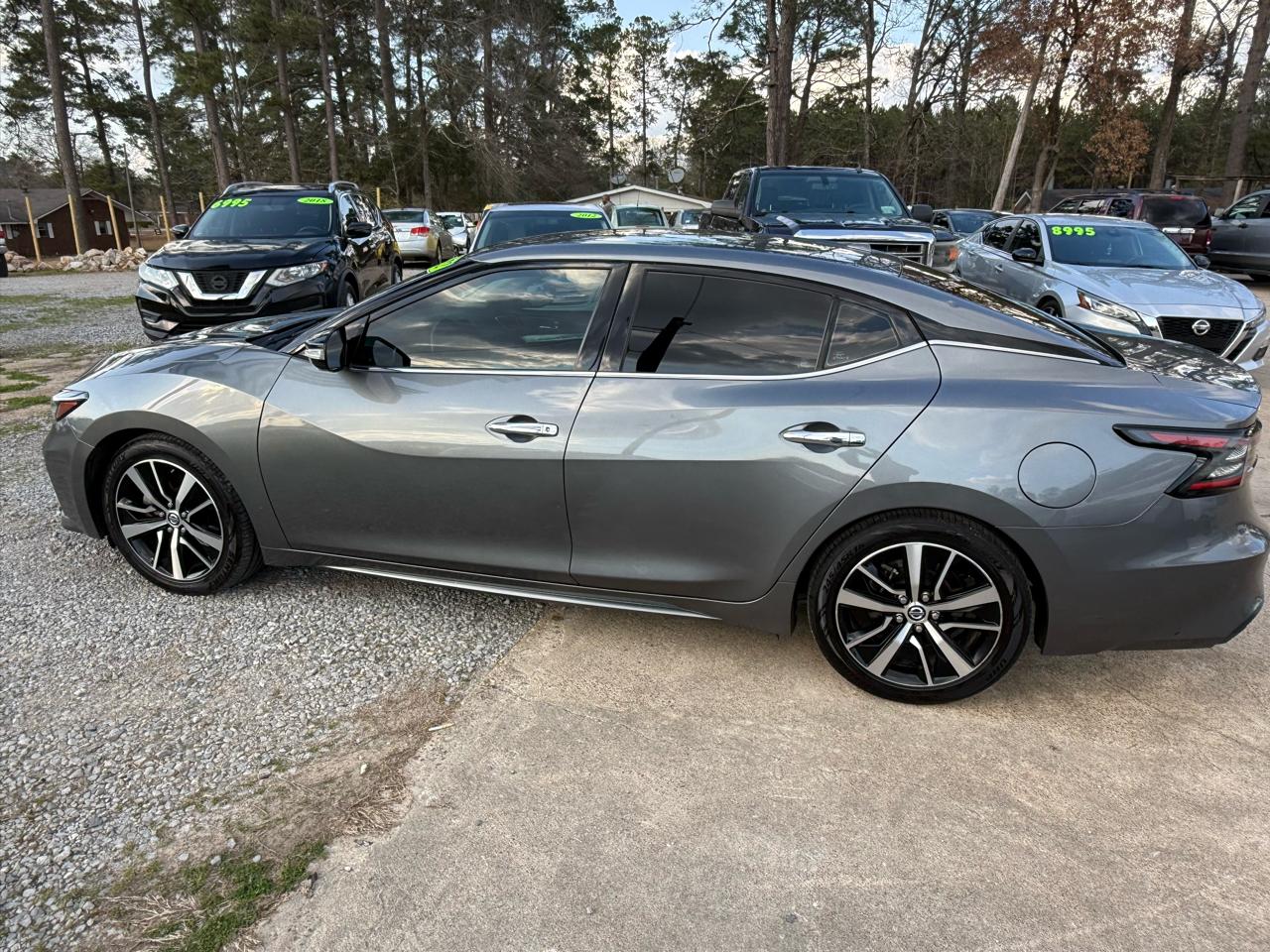 Nissan Maxima SV CVT 2022