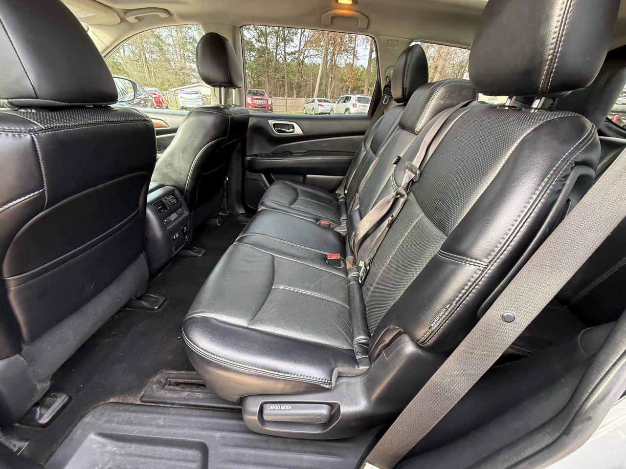 Nissan Pathfinder FWD Platinum 2020