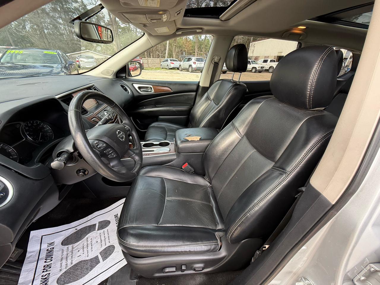 Nissan Pathfinder FWD Platinum 2020