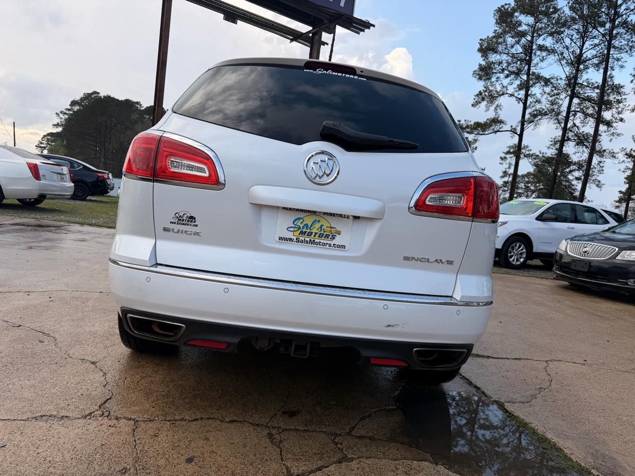 Buick Enclave FWD 4dr Leather 2016