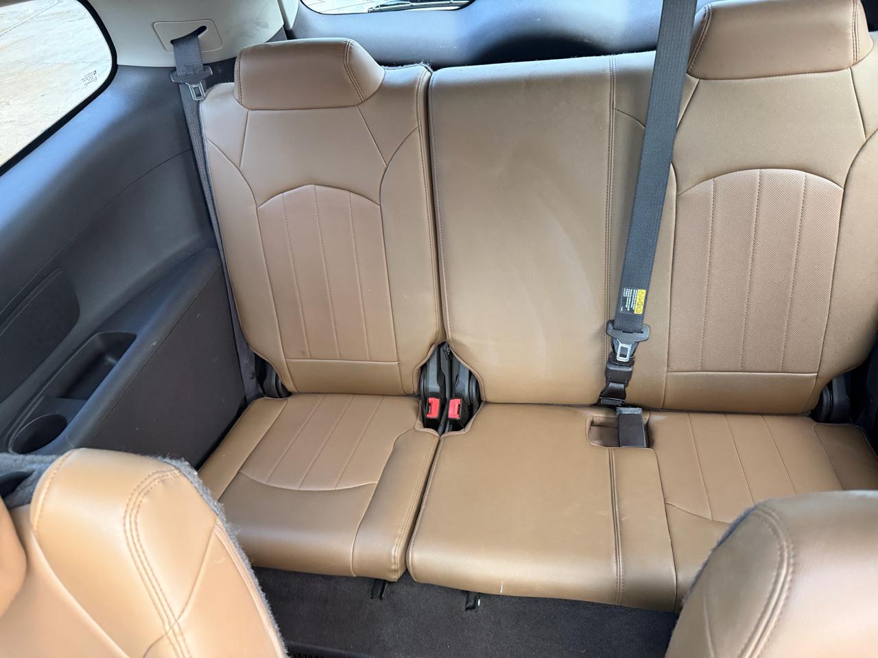 Buick Enclave FWD 4dr Leather 2016