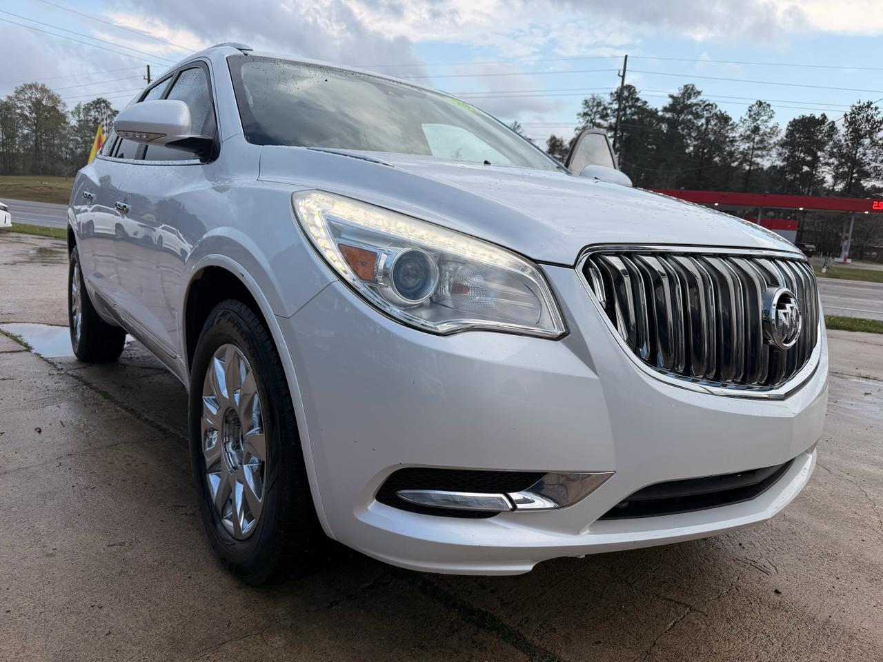Buick Enclave FWD 4dr Leather 2016