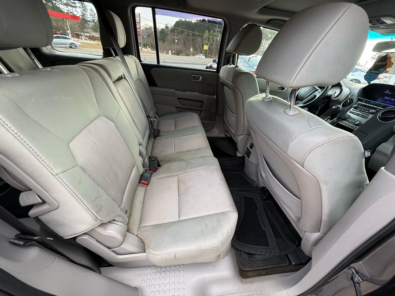 Honda Pilot 2WD 4dr SE 2015