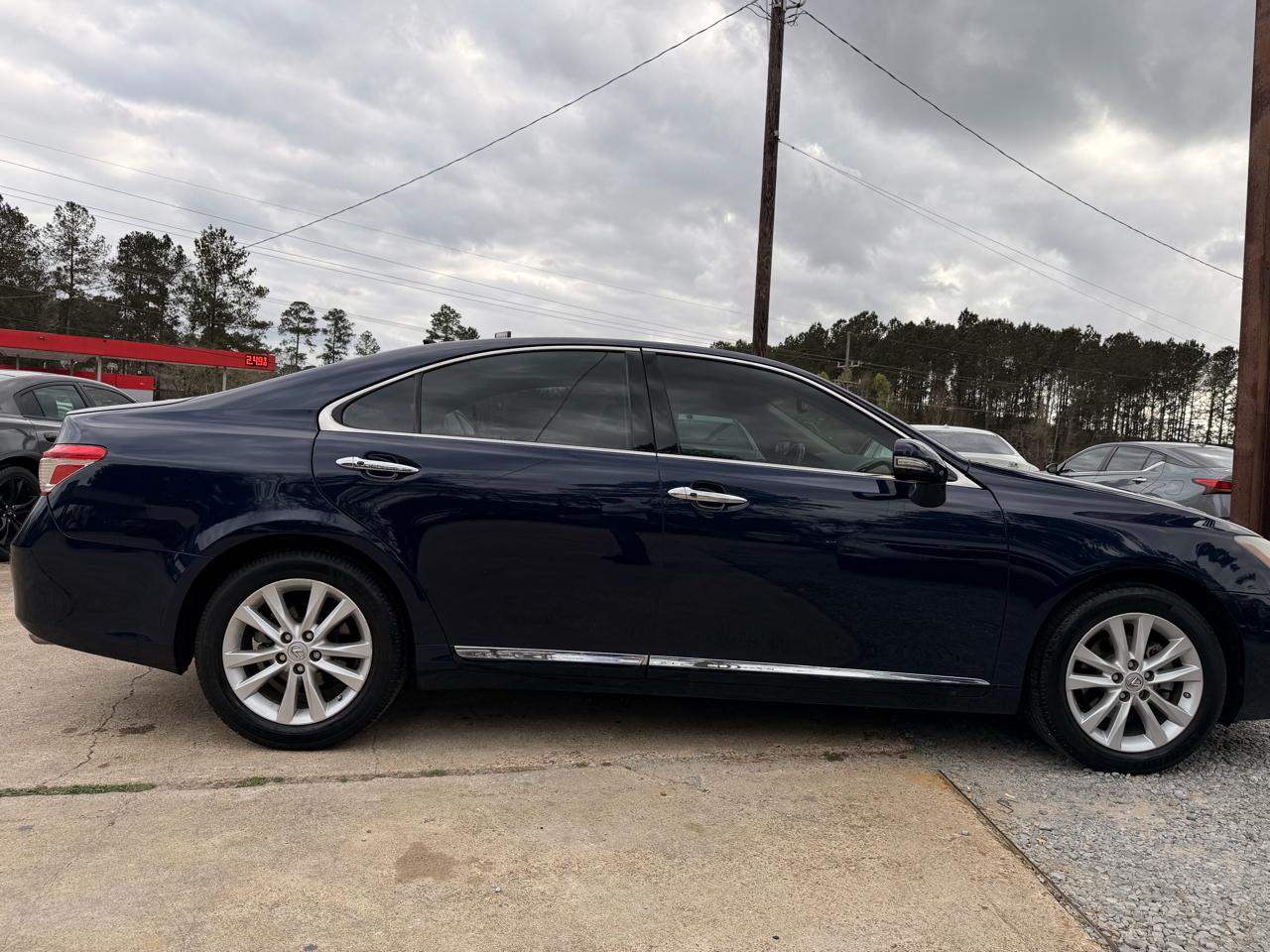 Lexus ES 350 4dr Sdn 2011