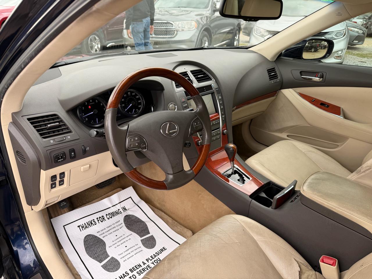 Lexus ES 350 4dr Sdn 2011