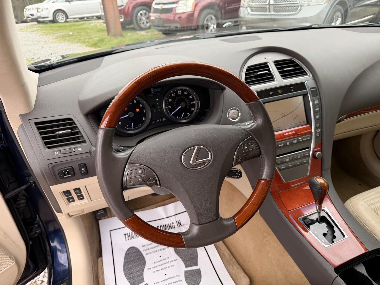 Lexus ES 350 4dr Sdn 2011