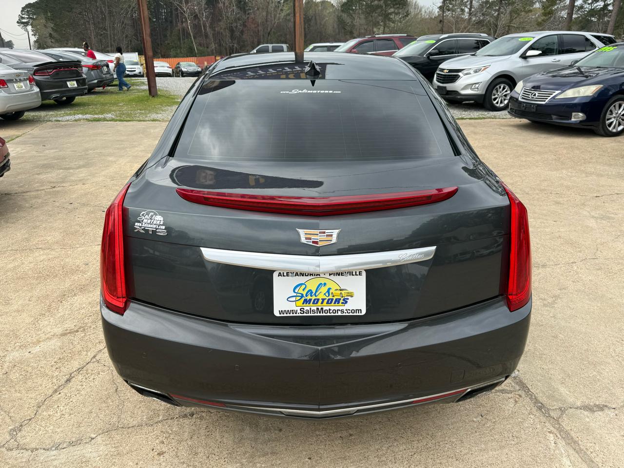 Cadillac XTS 4dr Sdn Luxury FWD 2017