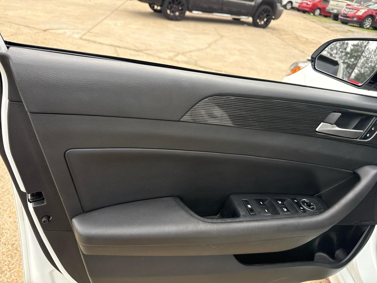 Hyundai Sonata Limited 2.4L 2019