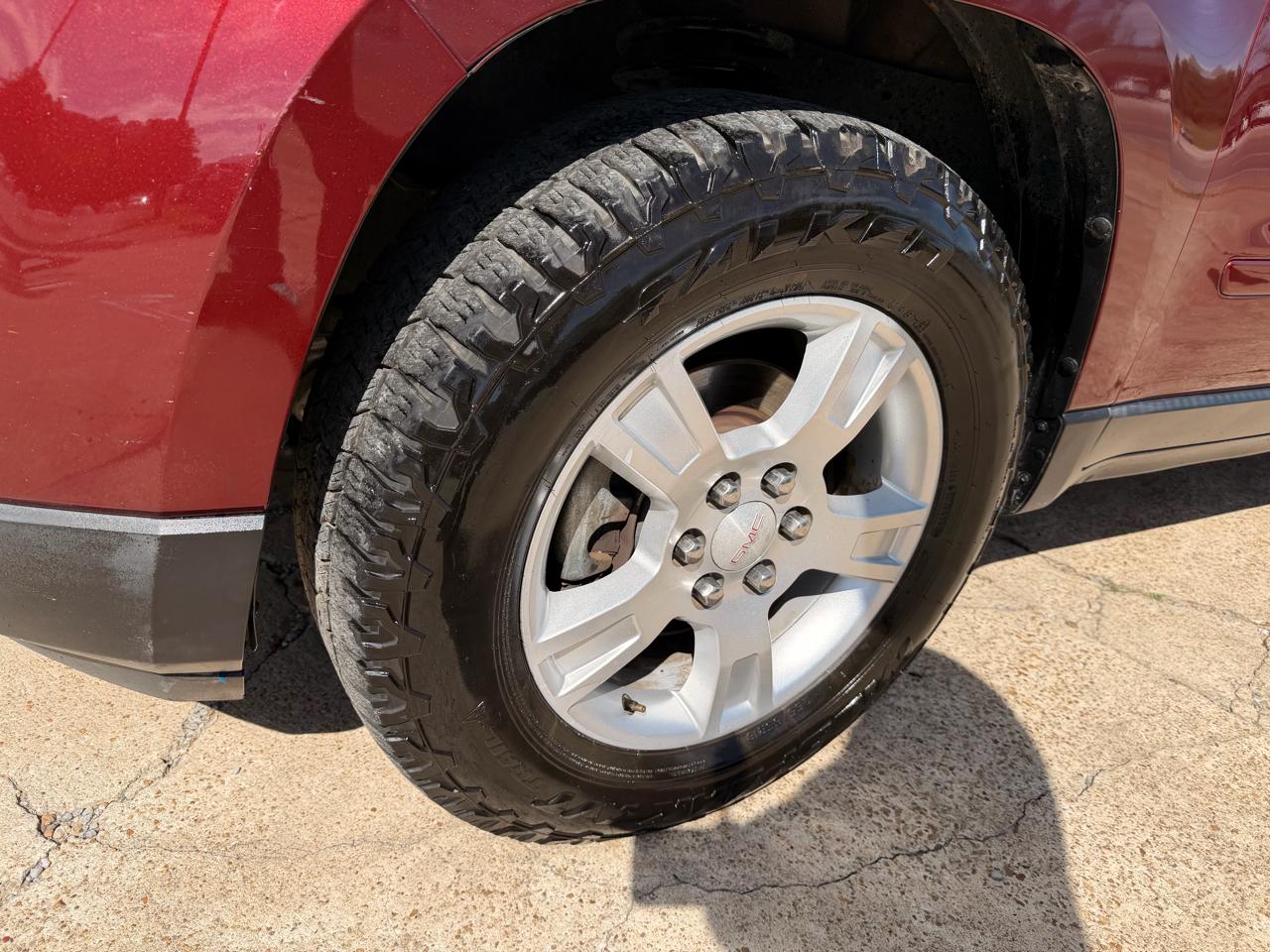 GMC Acadia FWD 4dr SLE w/SLE-1 2016