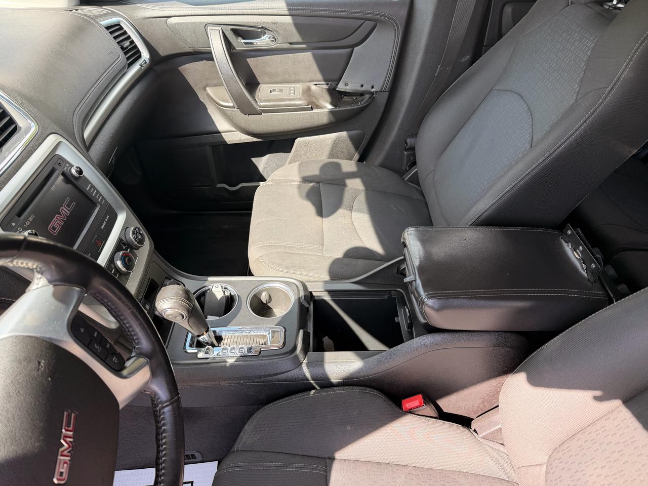 GMC Acadia FWD 4dr SLE w/SLE-1 2016