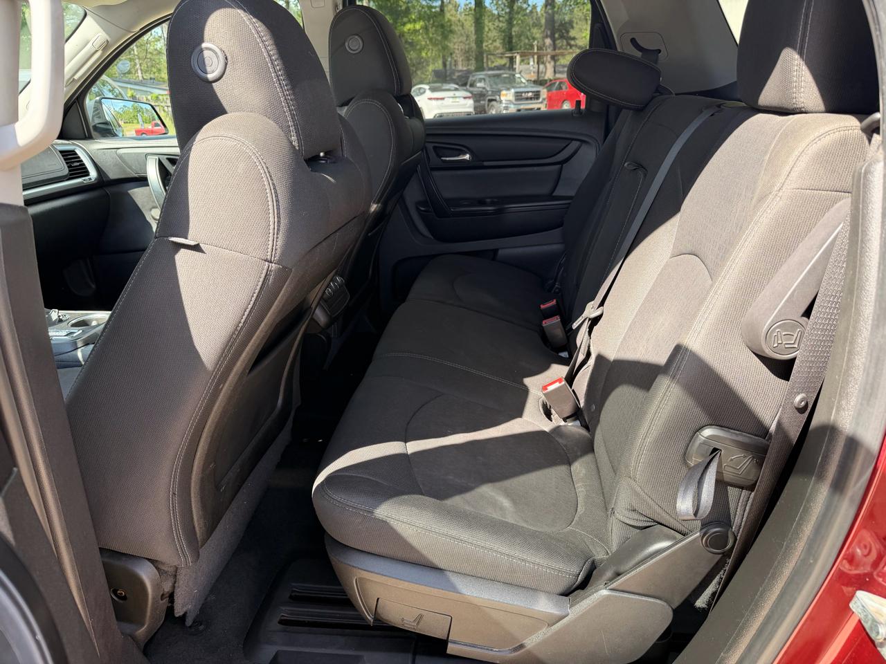 GMC Acadia FWD 4dr SLE w/SLE-1 2016