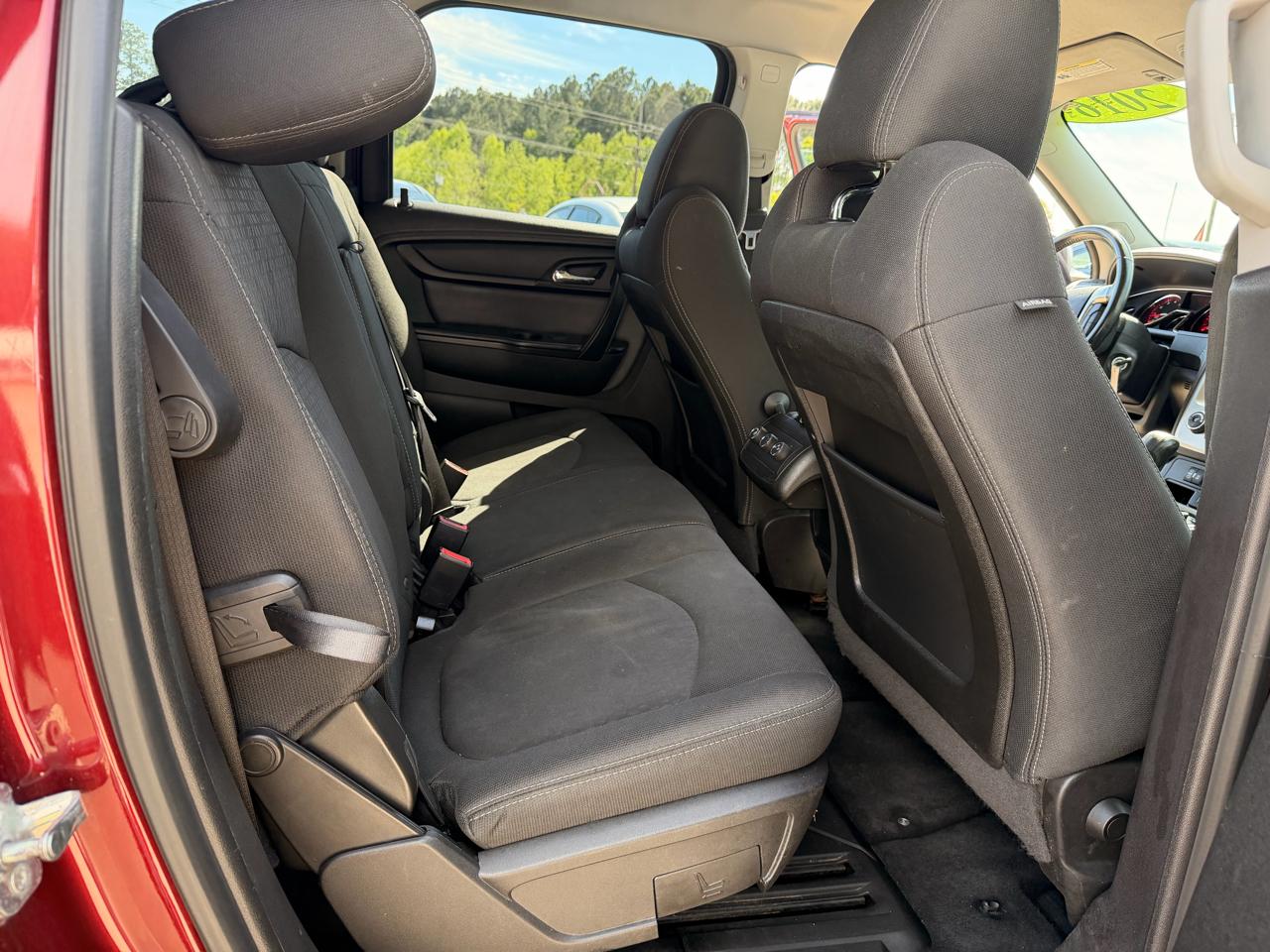 GMC Acadia FWD 4dr SLE w/SLE-1 2016