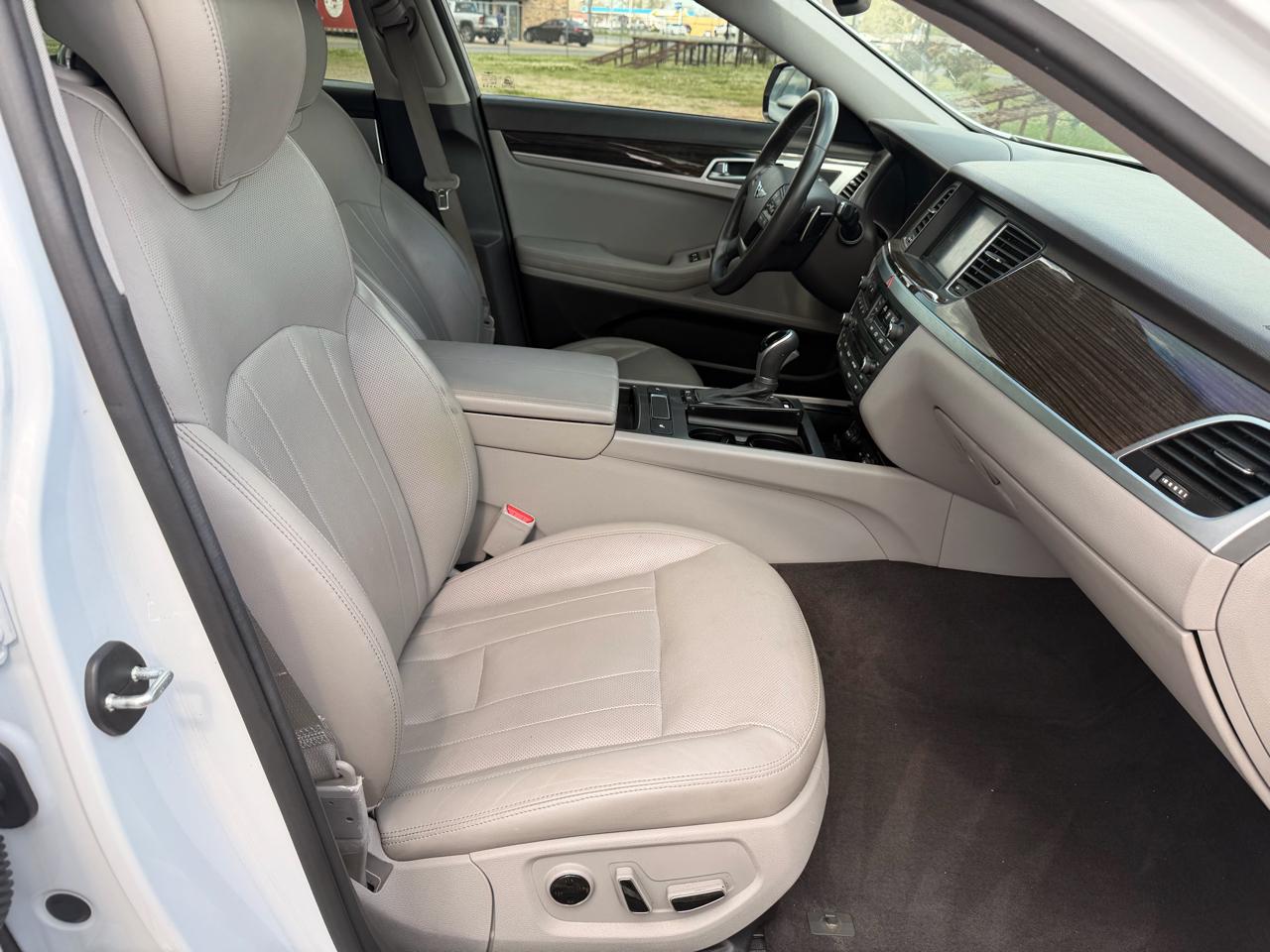 Genesis G80 3.8L RWD 2017