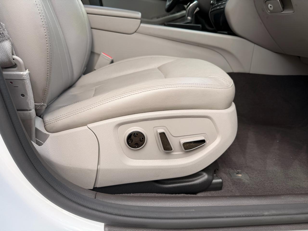 Genesis G80 3.8L RWD 2017