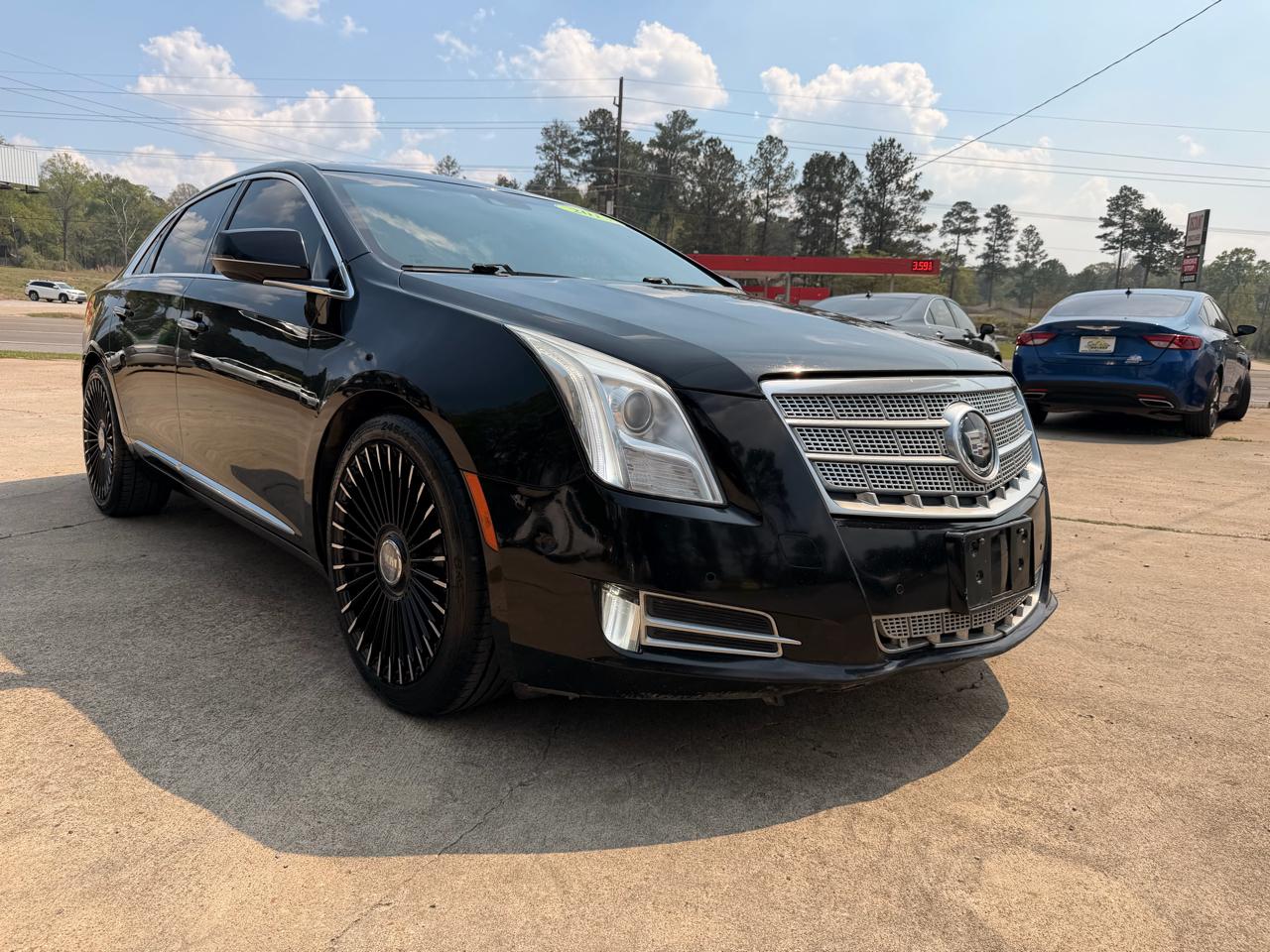 Cadillac XTS 4dr Sdn Platinum FWD 2015