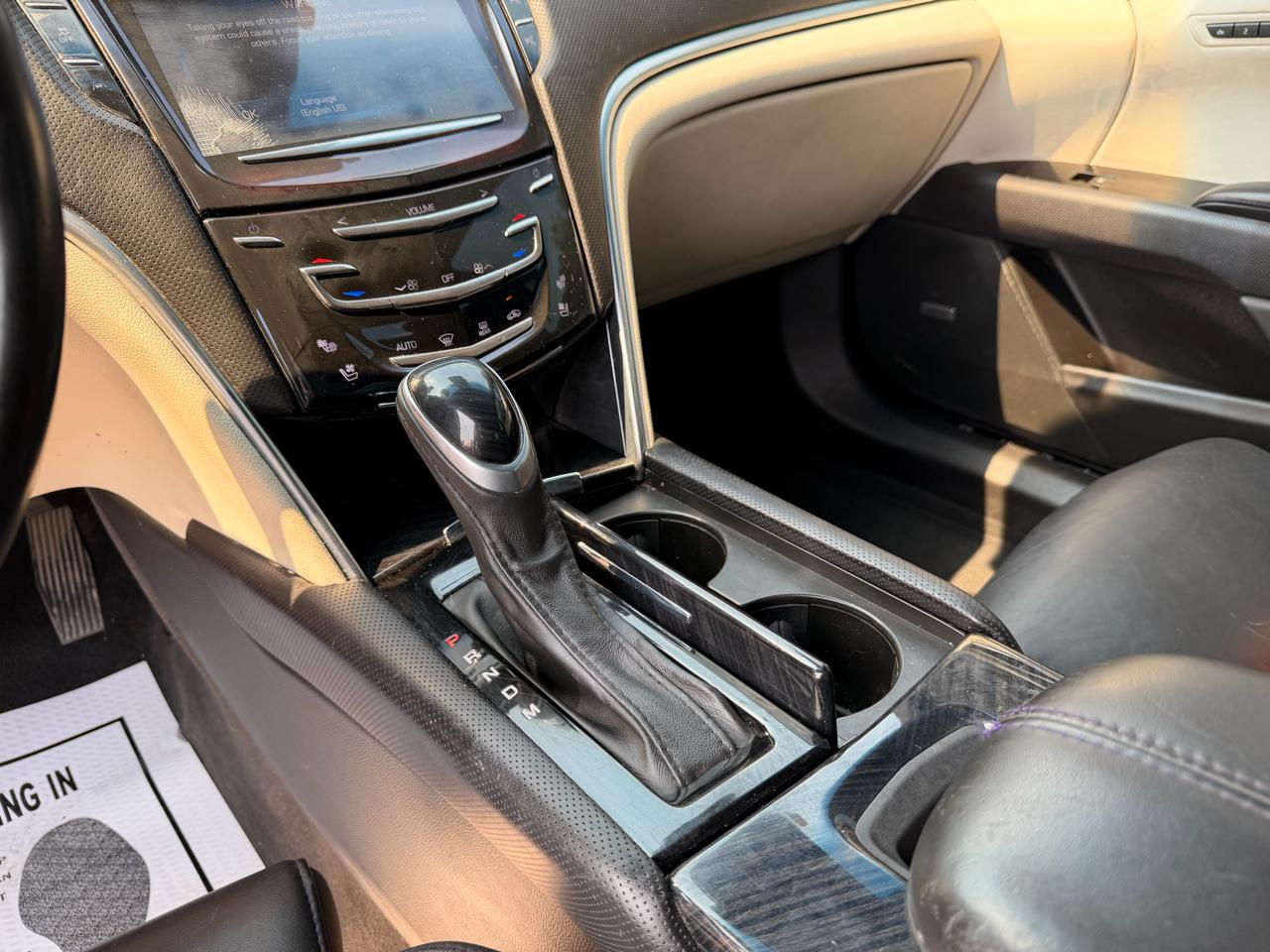 Cadillac XTS 4dr Sdn Platinum FWD 2015