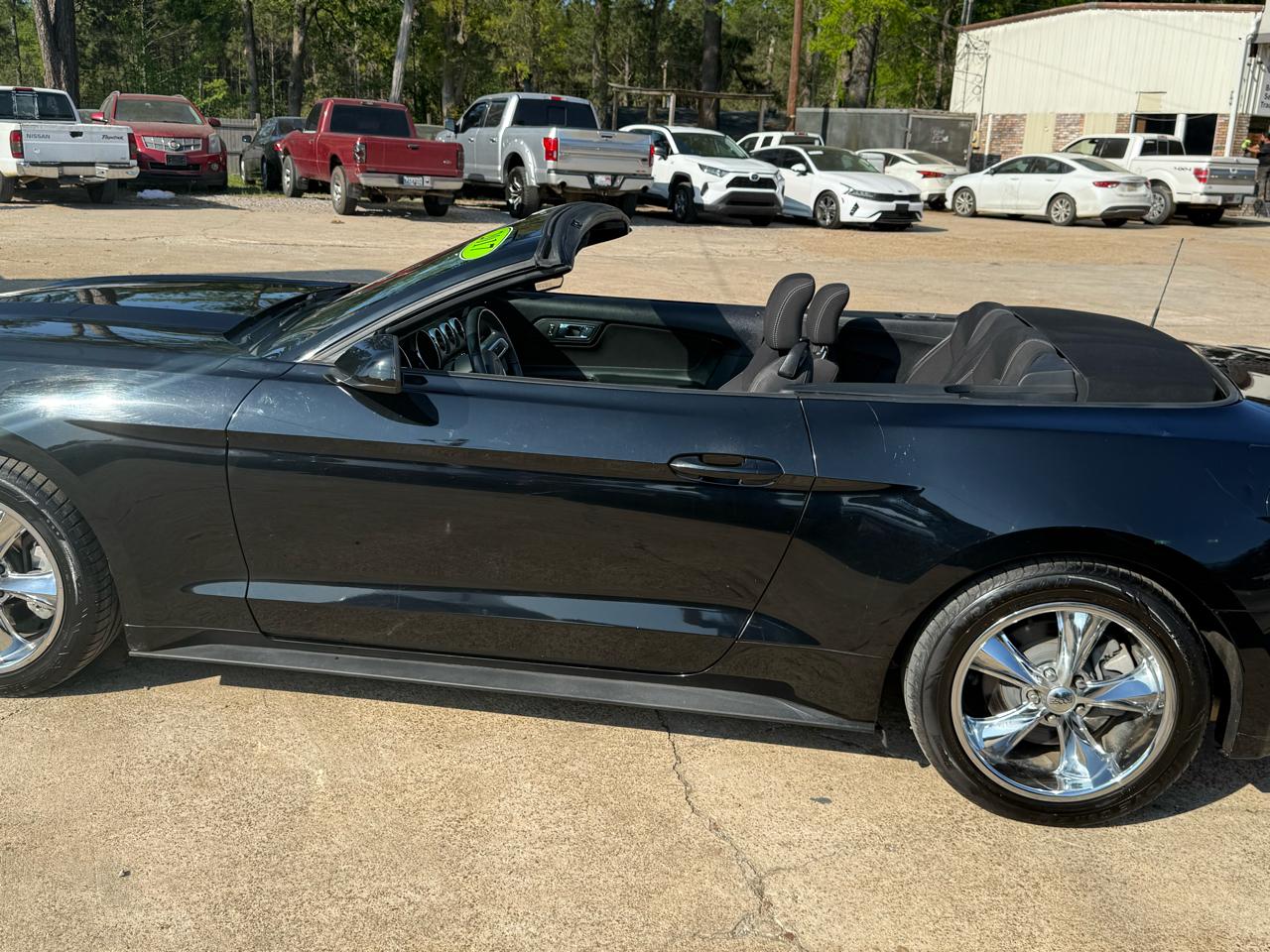 Ford Mustang V6 Convertible 2017