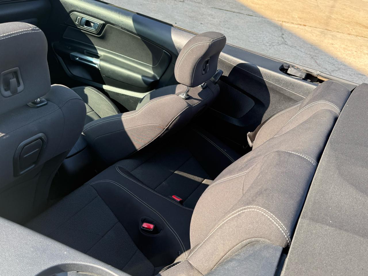 Ford Mustang V6 Convertible 2017