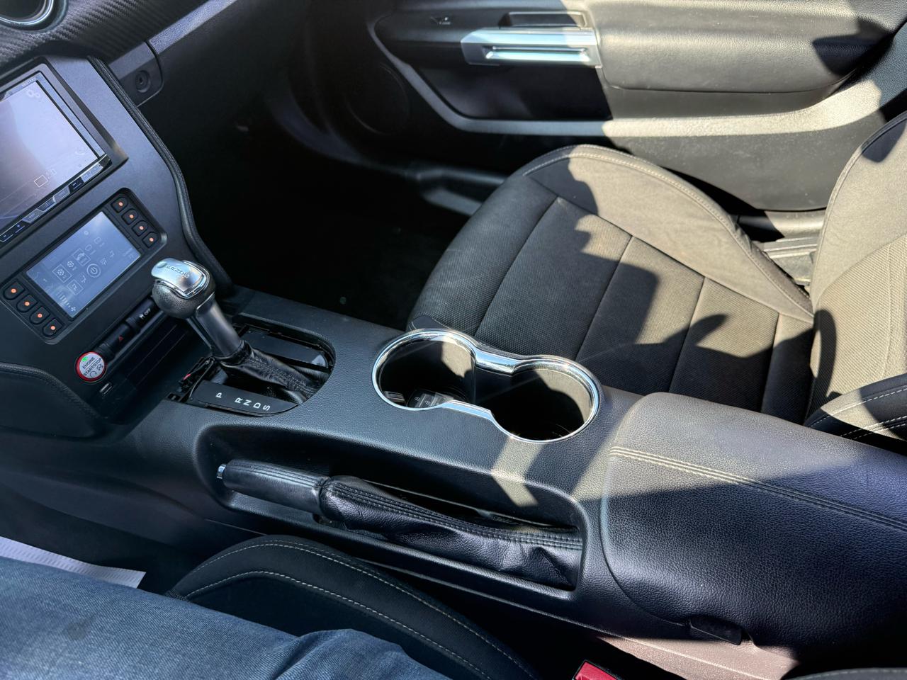 Ford Mustang V6 Convertible 2017