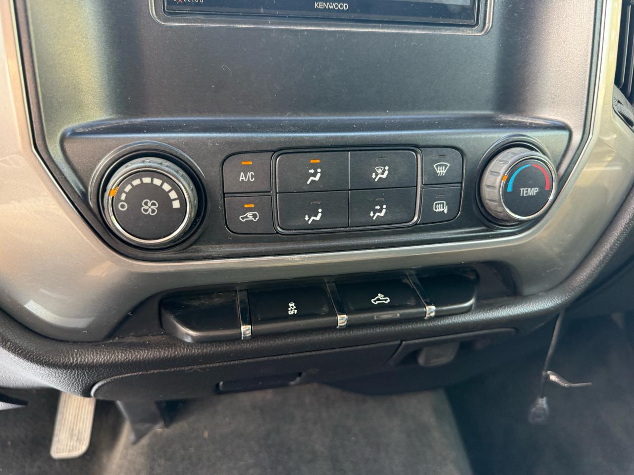 Chevrolet Silverado 1500 2WD Double Cab 143.5" LT w/1LT 2014