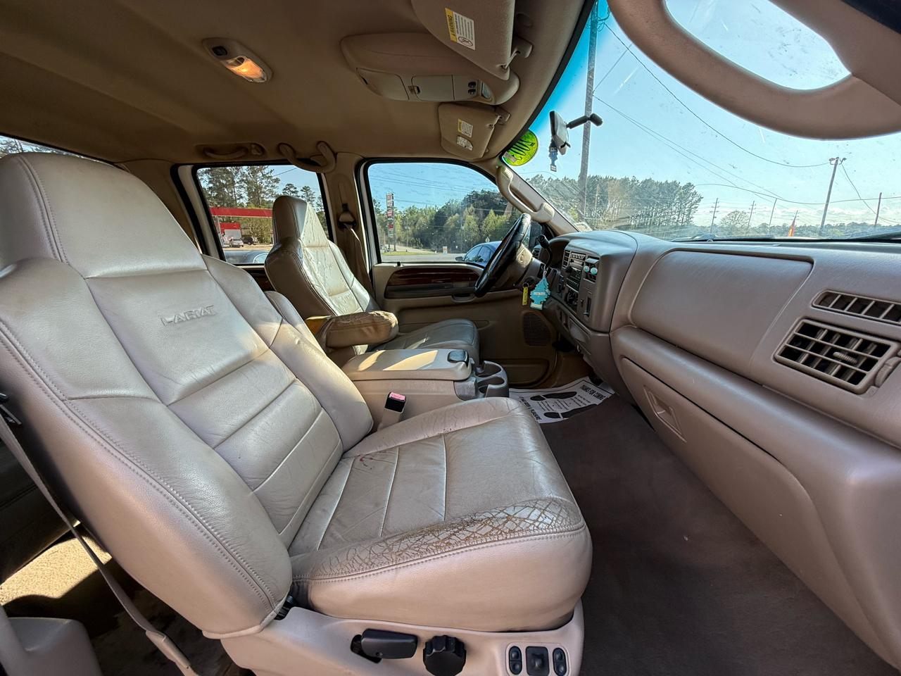 Ford Super Duty F-250 Crew Cab 156" King Ranch 4WD 2003