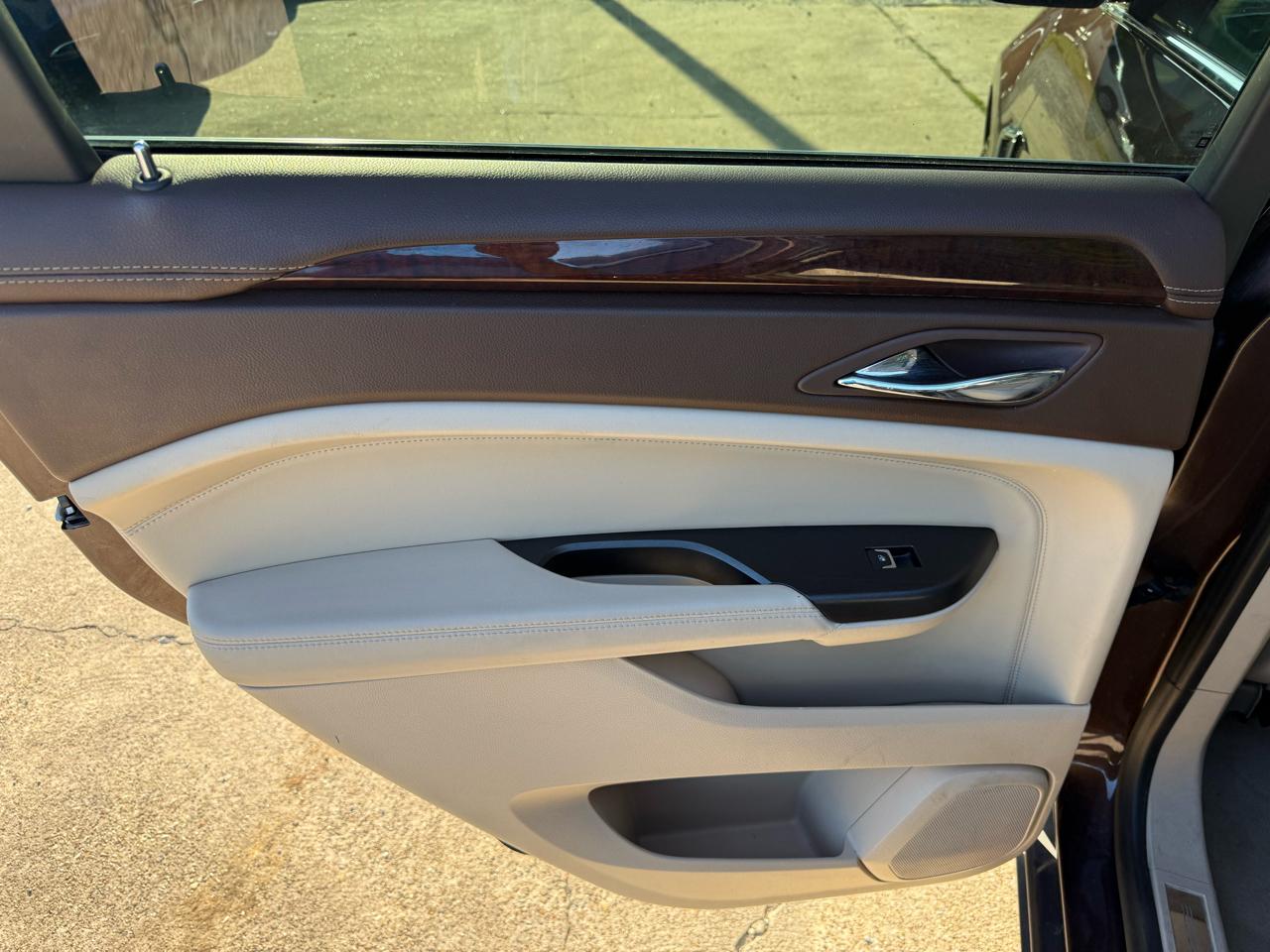 Cadillac SRX FWD 4dr Luxury Collection 2015