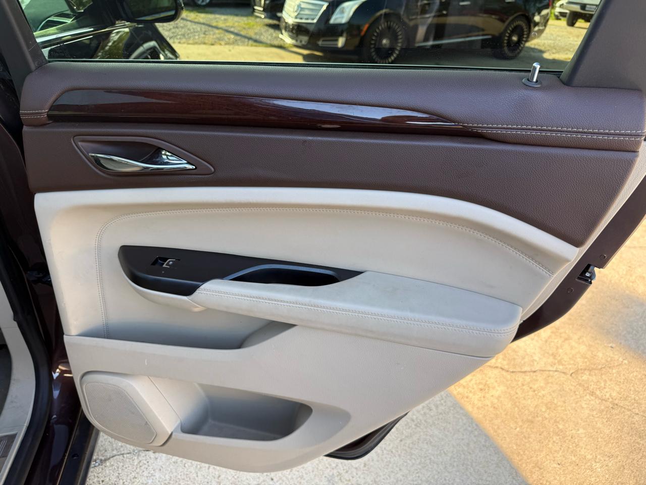 Cadillac SRX FWD 4dr Luxury Collection 2015