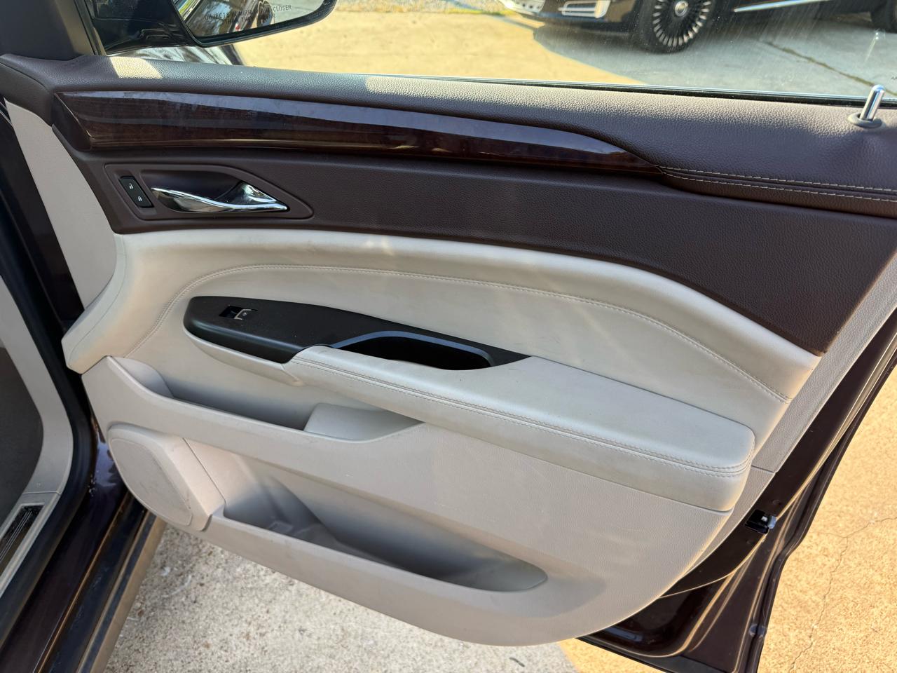 Cadillac SRX FWD 4dr Luxury Collection 2015