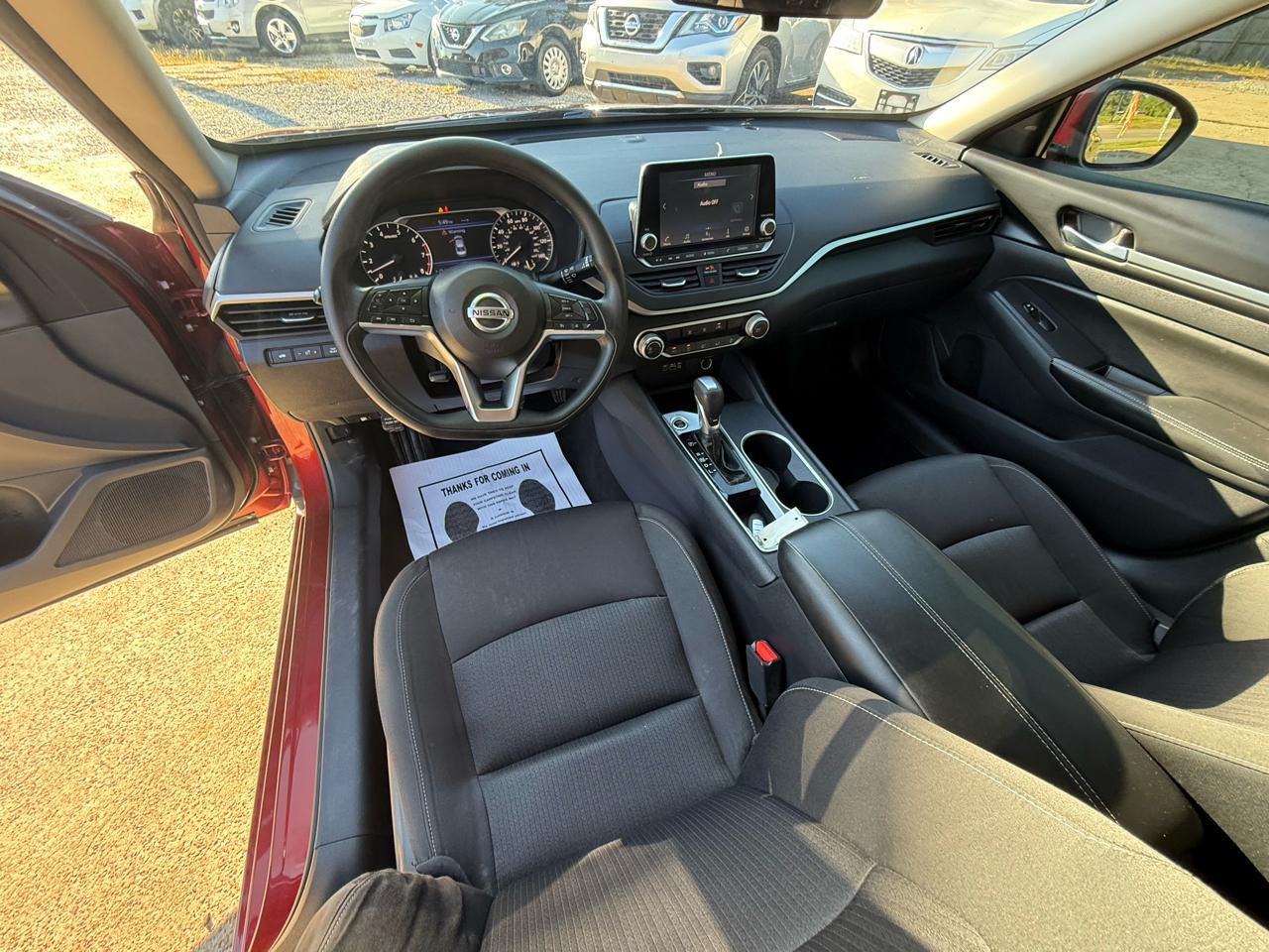 Nissan Altima 2.5 SV Sedan 2022