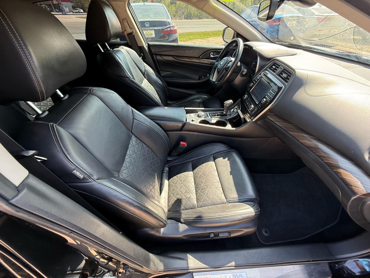 Nissan Maxima Platinum 3.5L 2017