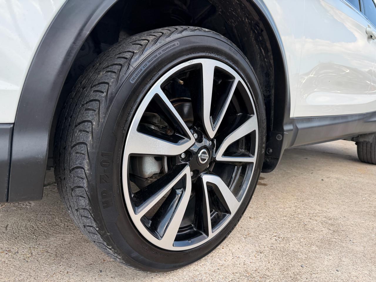 Nissan Rogue Sport FWD SL 2017