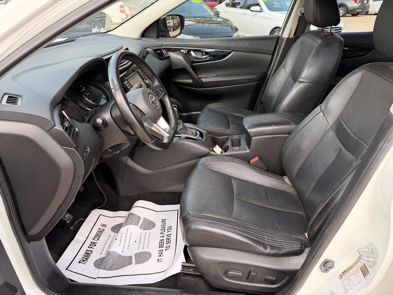 Nissan Rogue Sport FWD SL 2017