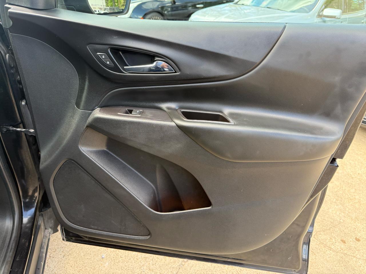 Chevrolet Equinox FWD 4dr LT w/1LT 2021