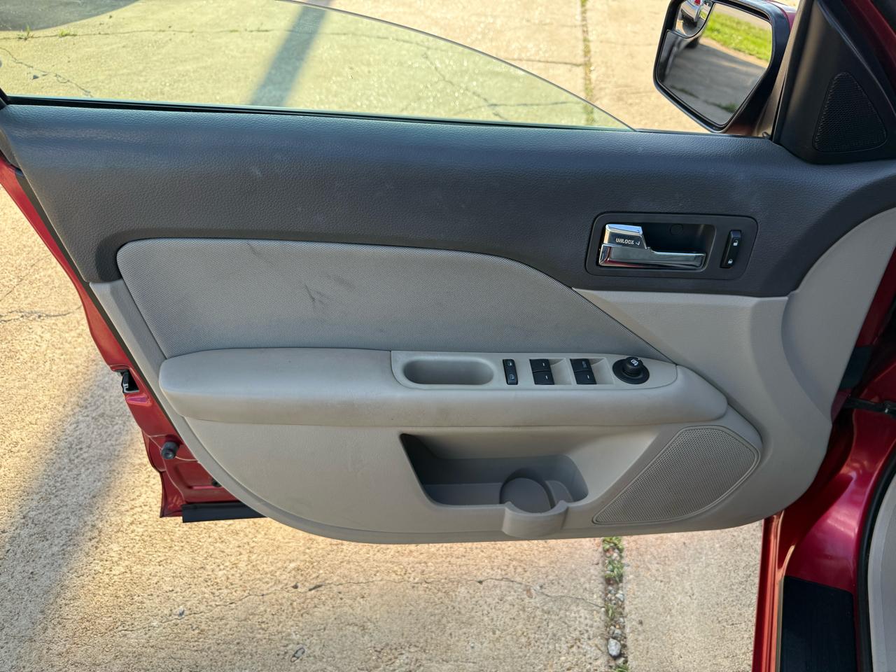 Ford Fusion 4dr Sdn SE FWD 2012