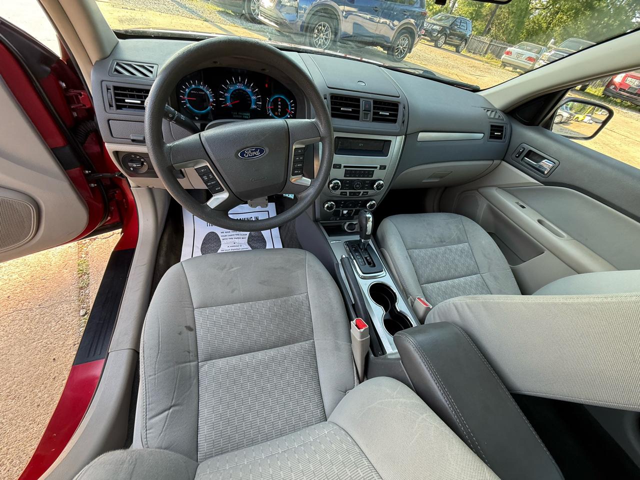 Ford Fusion 4dr Sdn SE FWD 2012