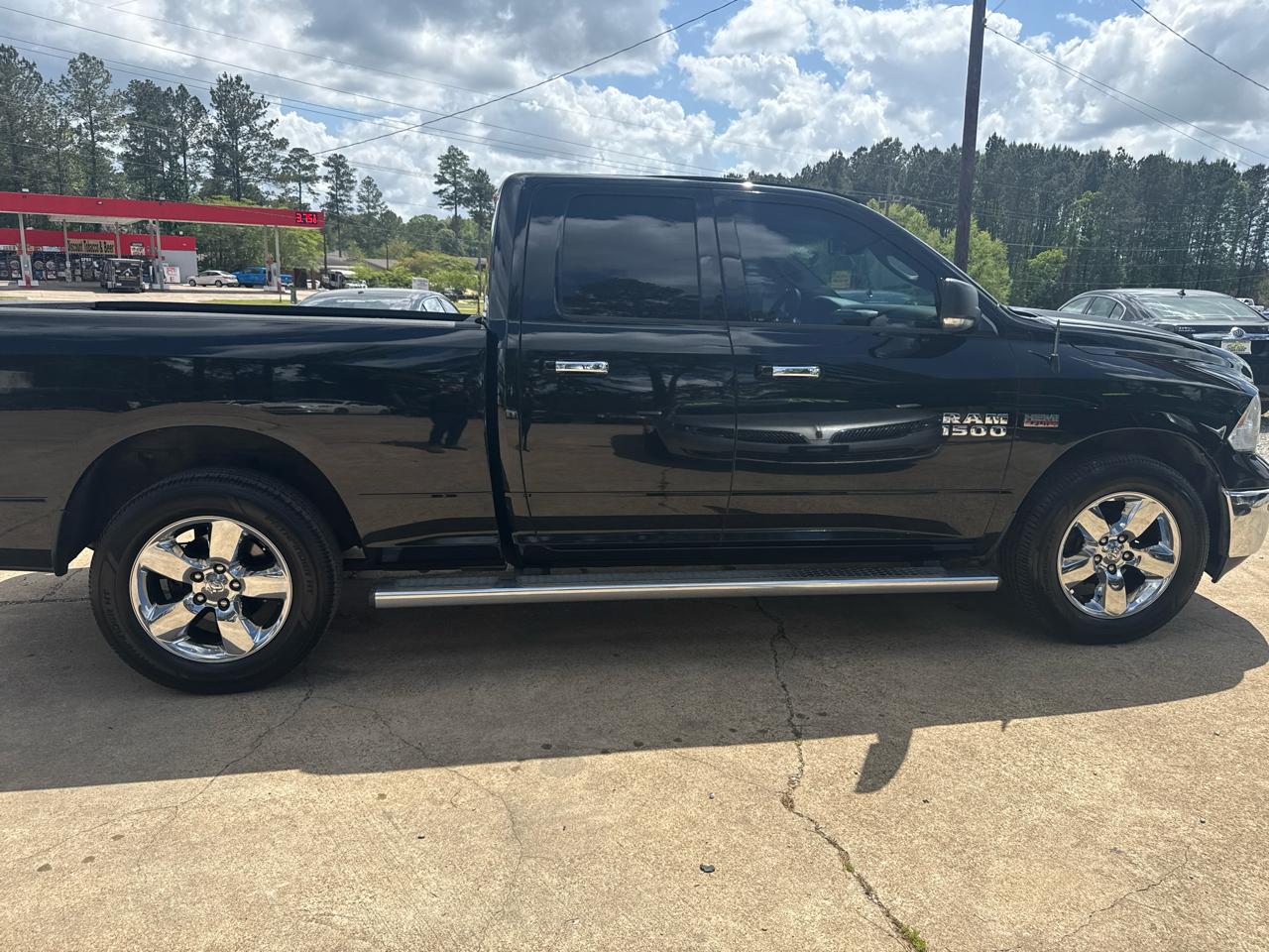 RAM 1500 2WD Quad Cab 140.5" Lone Star 2015