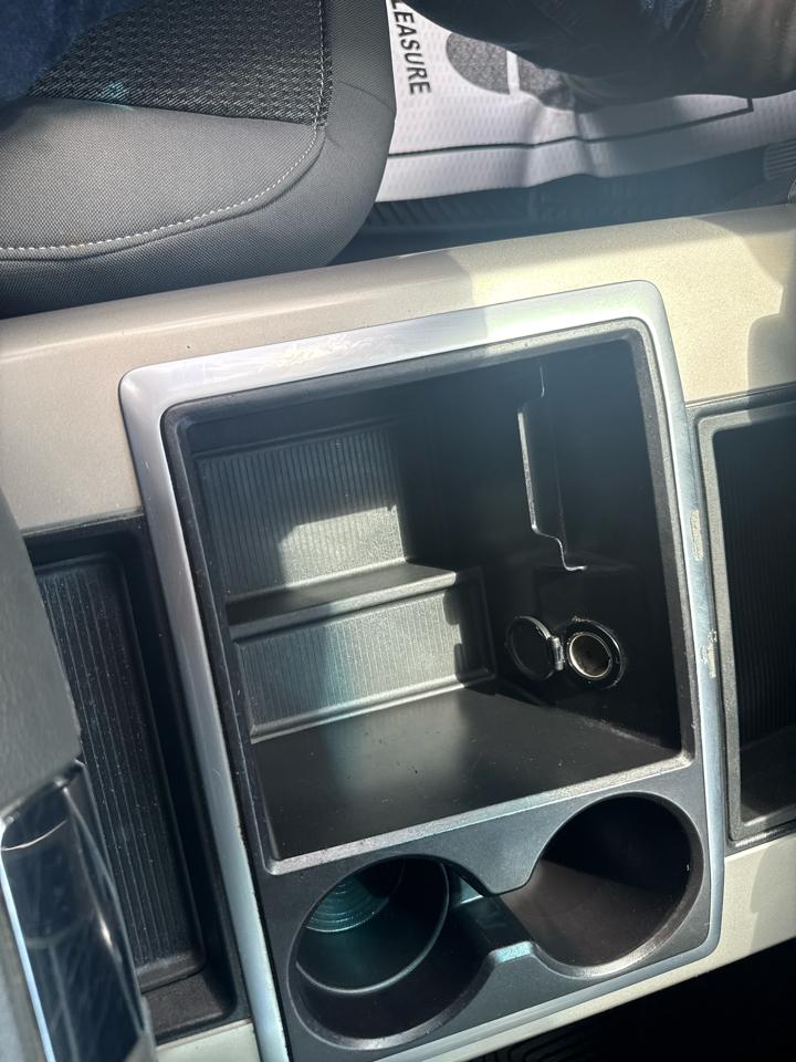 RAM 1500 2WD Quad Cab 140.5" Lone Star 2015