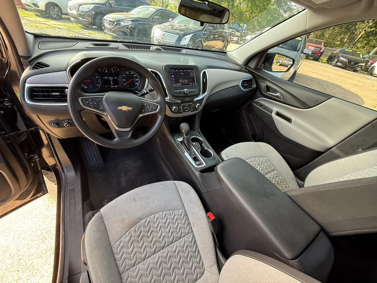 Chevrolet Equinox FWD 4dr LS w/1LS 2024