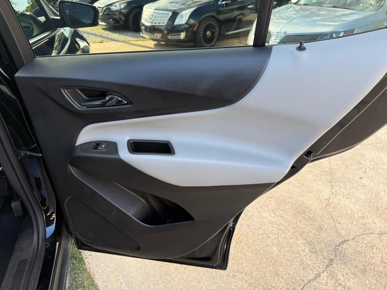 Chevrolet Equinox FWD 4dr LS w/1LS 2024