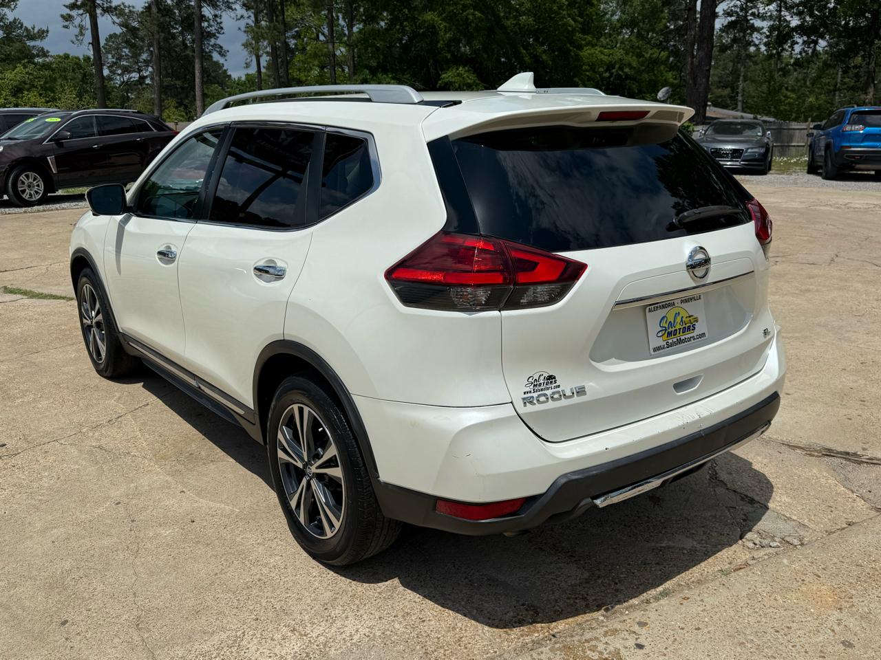 Nissan Rogue FWD 4dr SL 2017