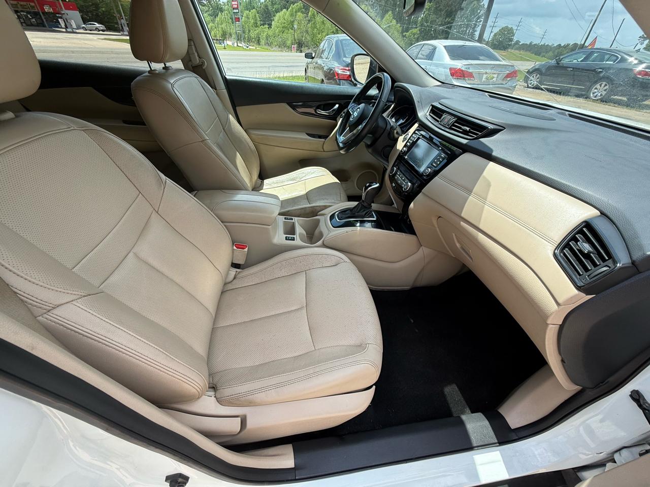 Nissan Rogue FWD 4dr SL 2017