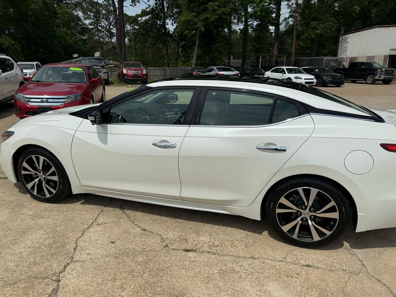 Nissan Maxima 4dr Sdn 3.5 Platinum 2017