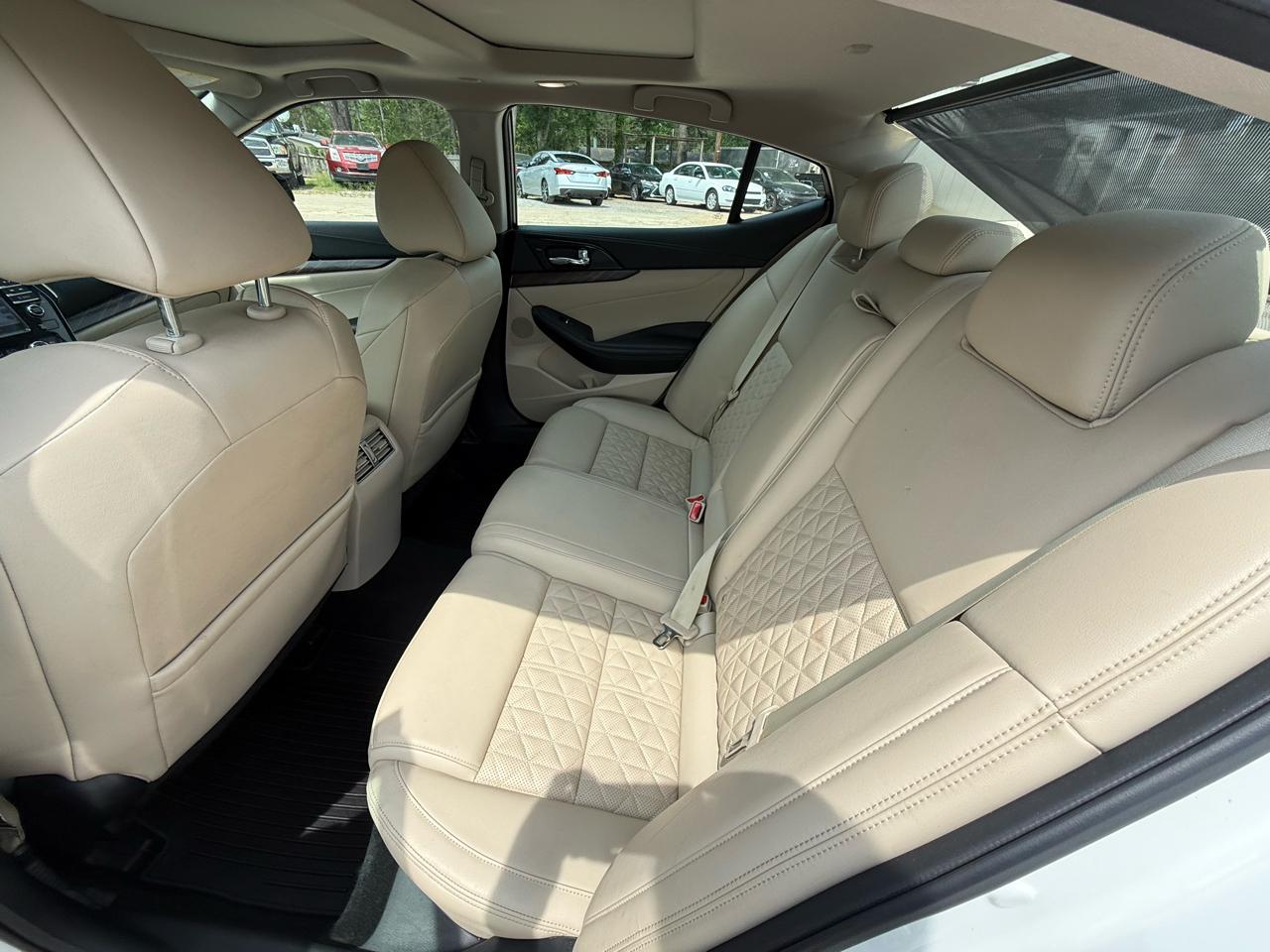 Nissan Maxima 4dr Sdn 3.5 Platinum 2017