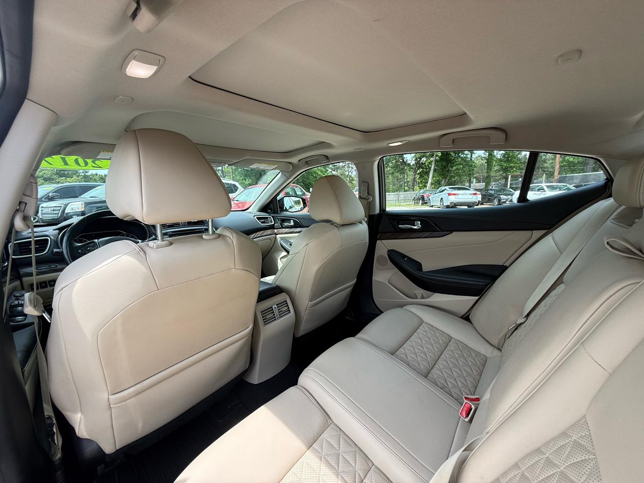 Nissan Maxima 4dr Sdn 3.5 Platinum 2017