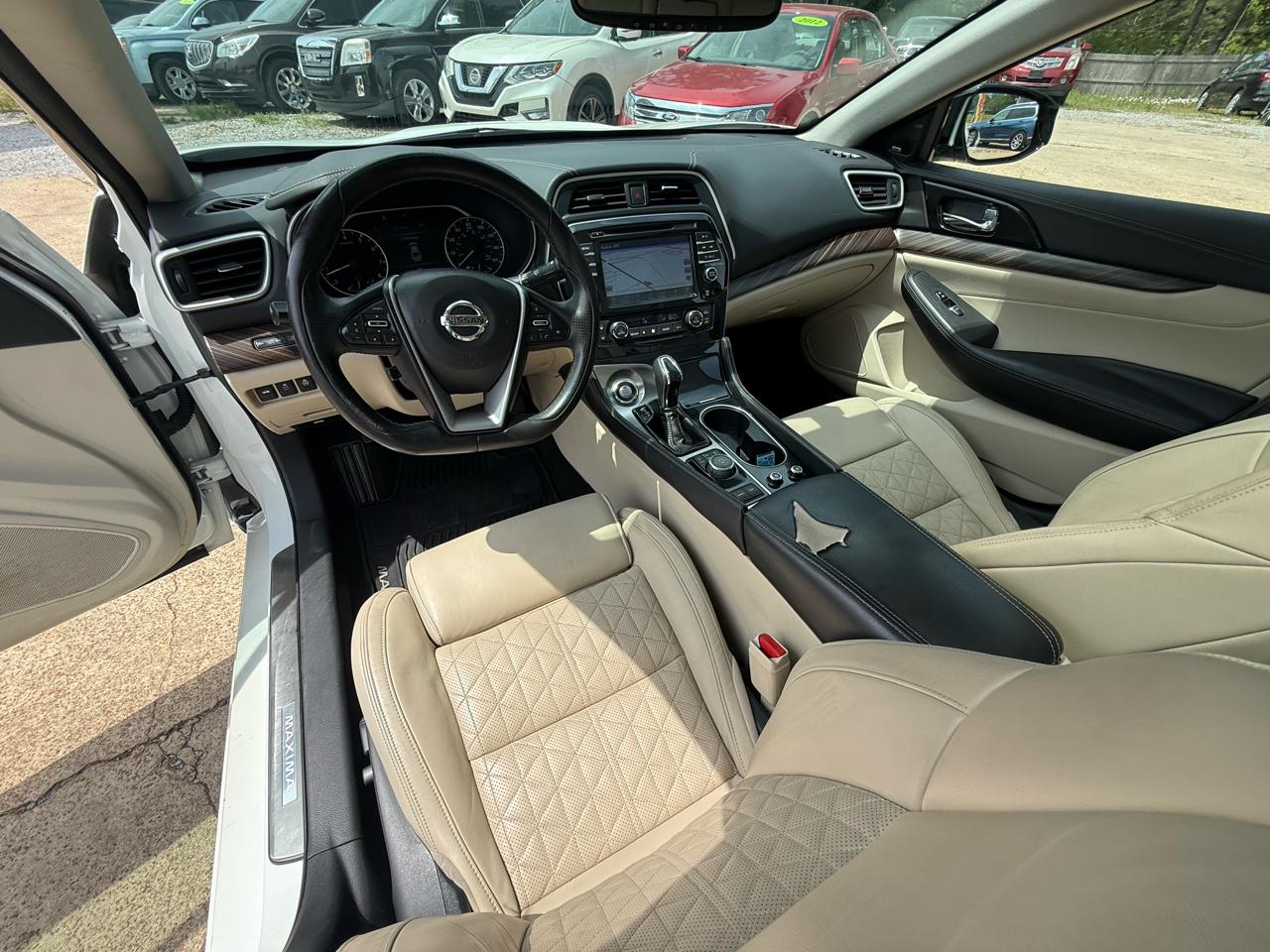 Nissan Maxima 4dr Sdn 3.5 Platinum 2017