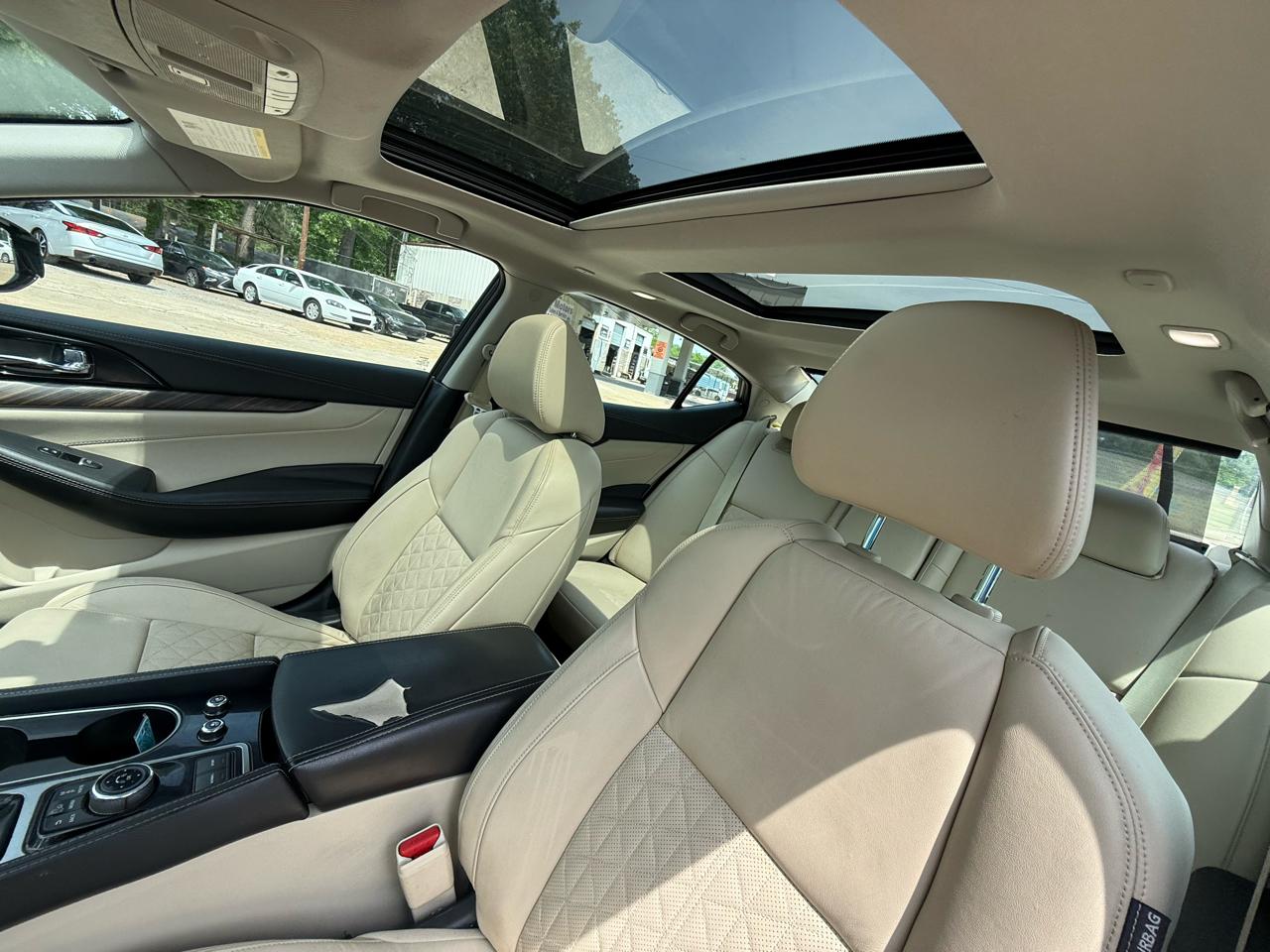 Nissan Maxima 4dr Sdn 3.5 Platinum 2017