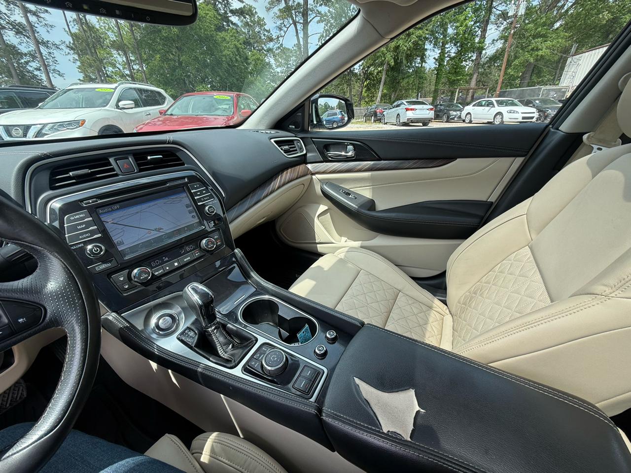 Nissan Maxima 4dr Sdn 3.5 Platinum 2017