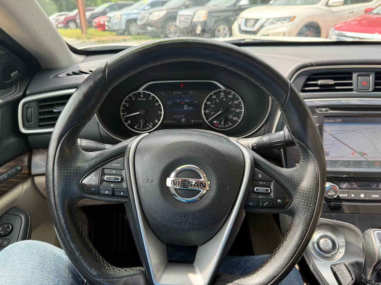 Nissan Maxima 4dr Sdn 3.5 Platinum 2017